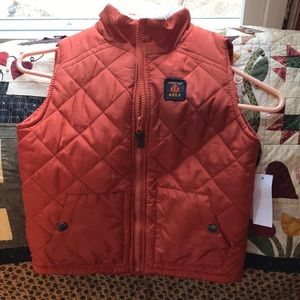 NWT boys vest size 5